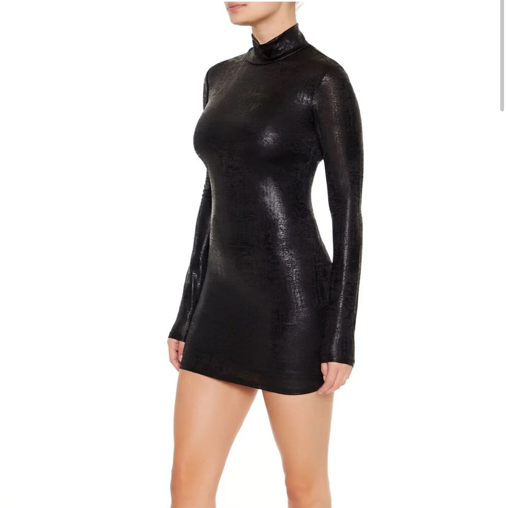 Forever 21 Shimmering Black Long Sleeve Dress